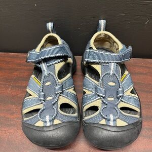 KEEN Newport H2 Shoes Closed Toes Size 10 Water, Outdoor, Hiking, Sandals Blue